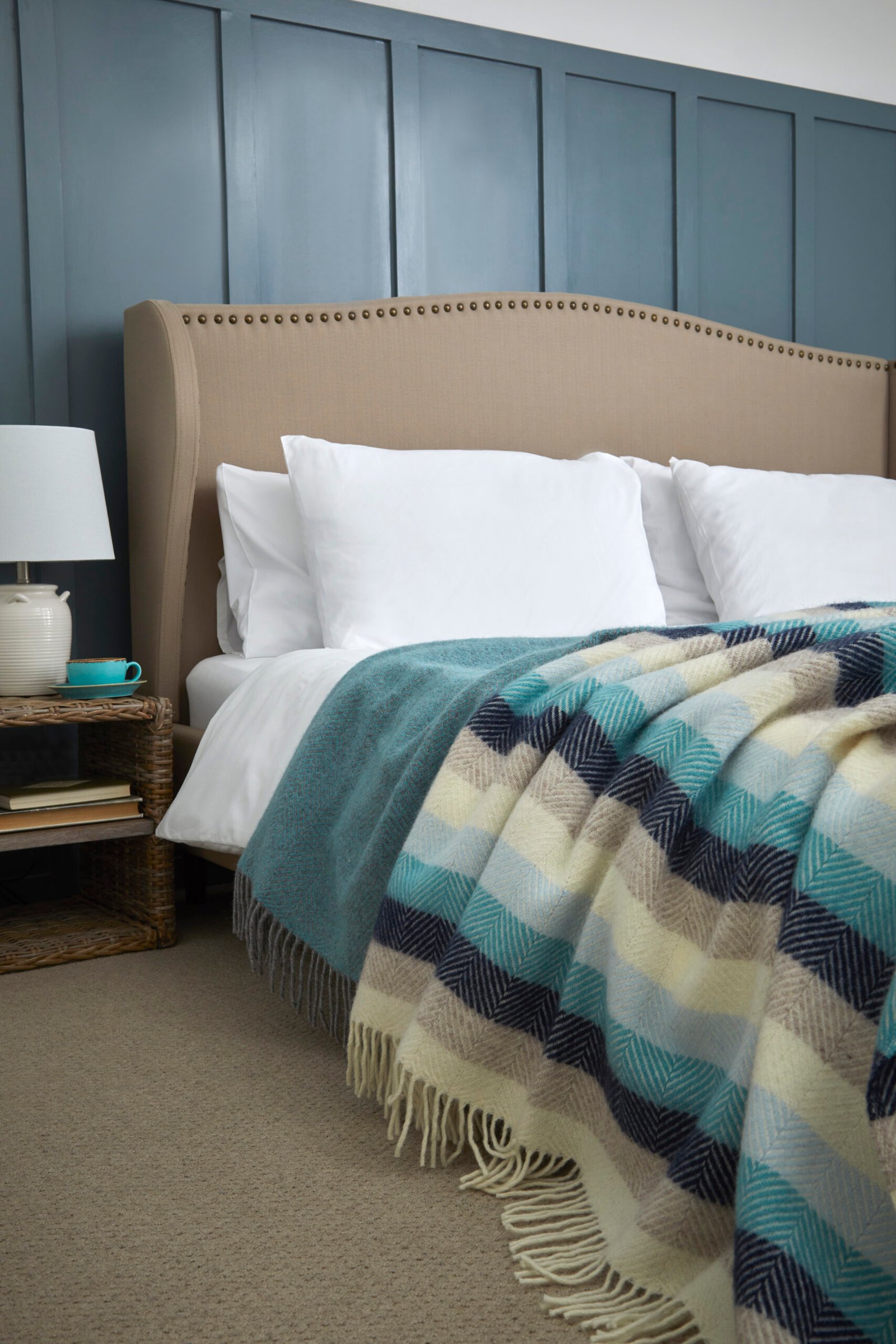 Stripe Seashore Pure New Wool Throw (150cm x 183cm) - Image 6