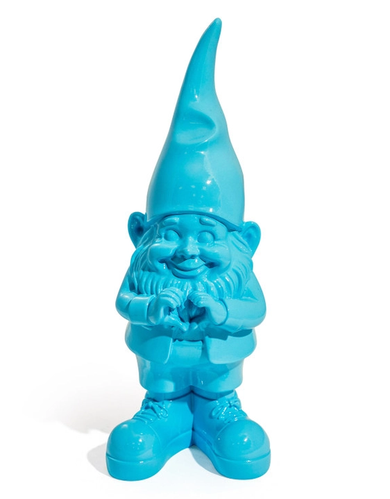 Medium "Heart Hands" Gnome Ornament - Image 2